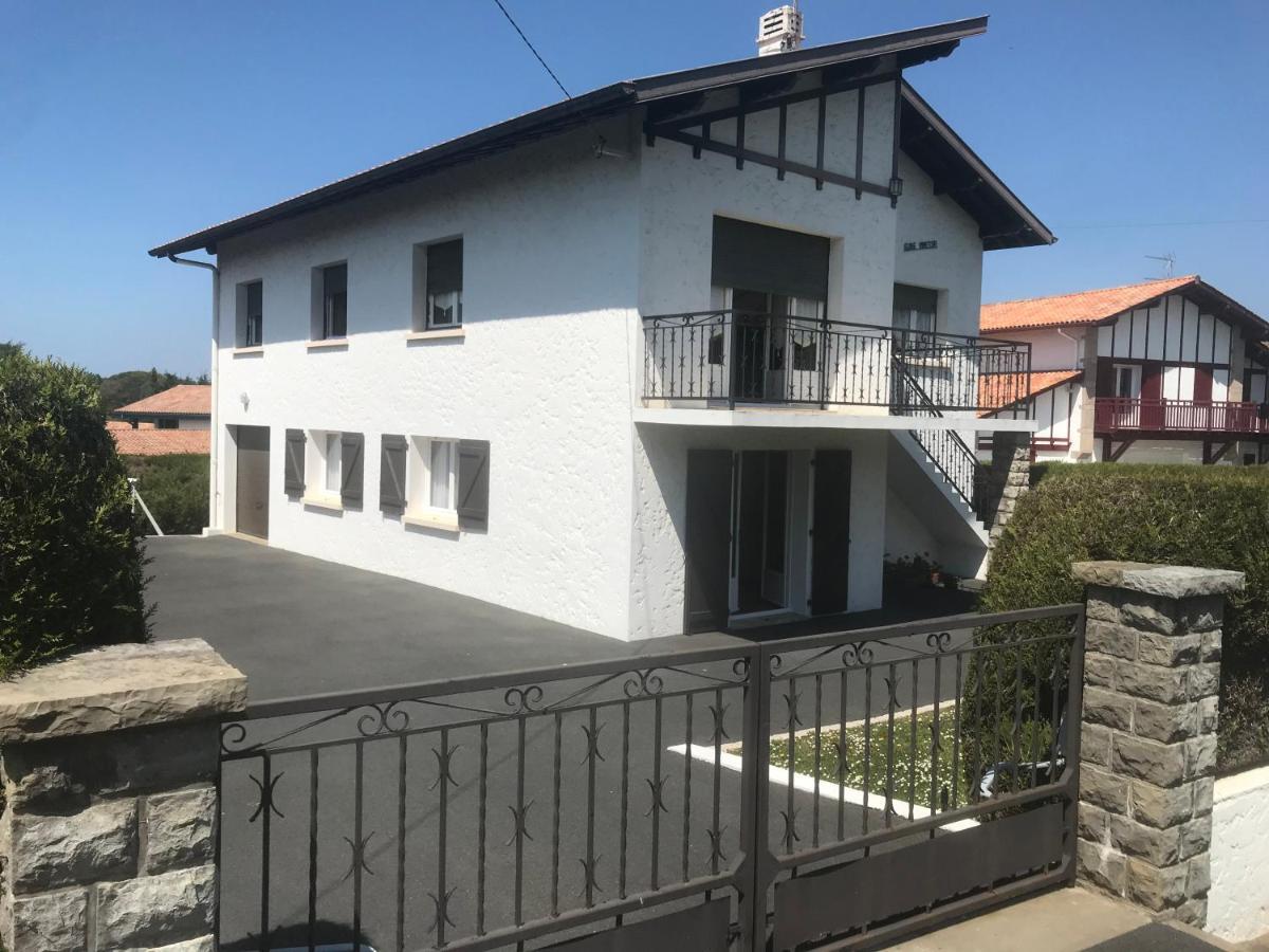 A Louer Appartement Dans Une Maison Арканг Екстер'єр фото